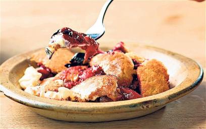 pudding-roasted-apple-and-damson-charlotte